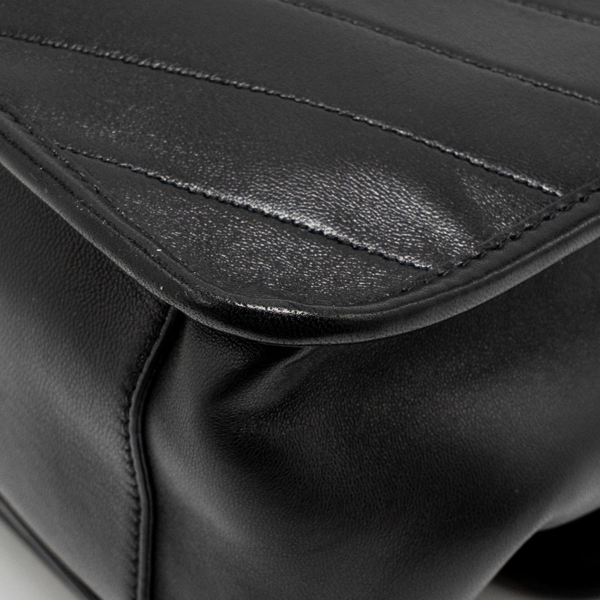 saint-laurent-large-niki-bag-lambskin-black-ghw