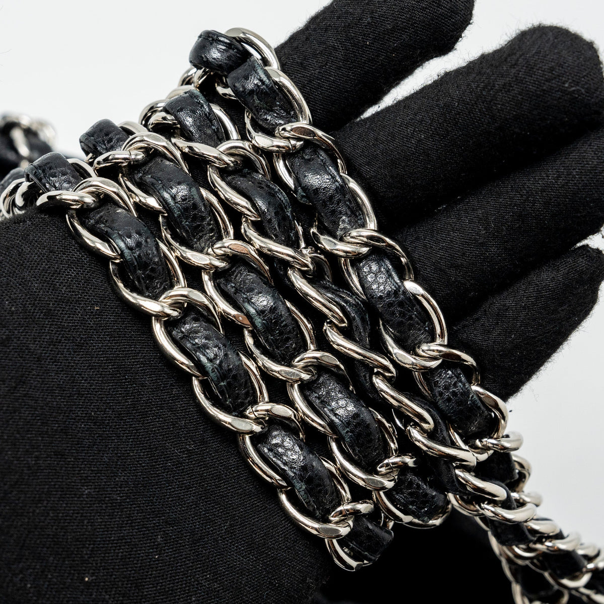 chanel-mattresses-chain-tote-bag-caviar-black-shw