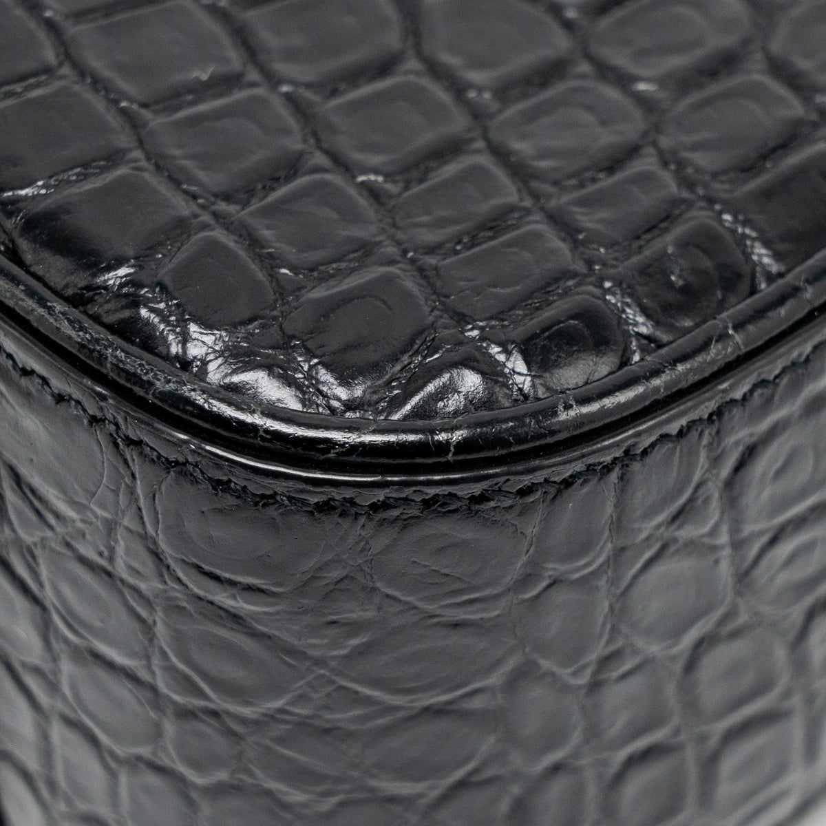 saint-laurent-ysl-hobo-shoulder-bag-croc-embossed-calfskin-black-ghw