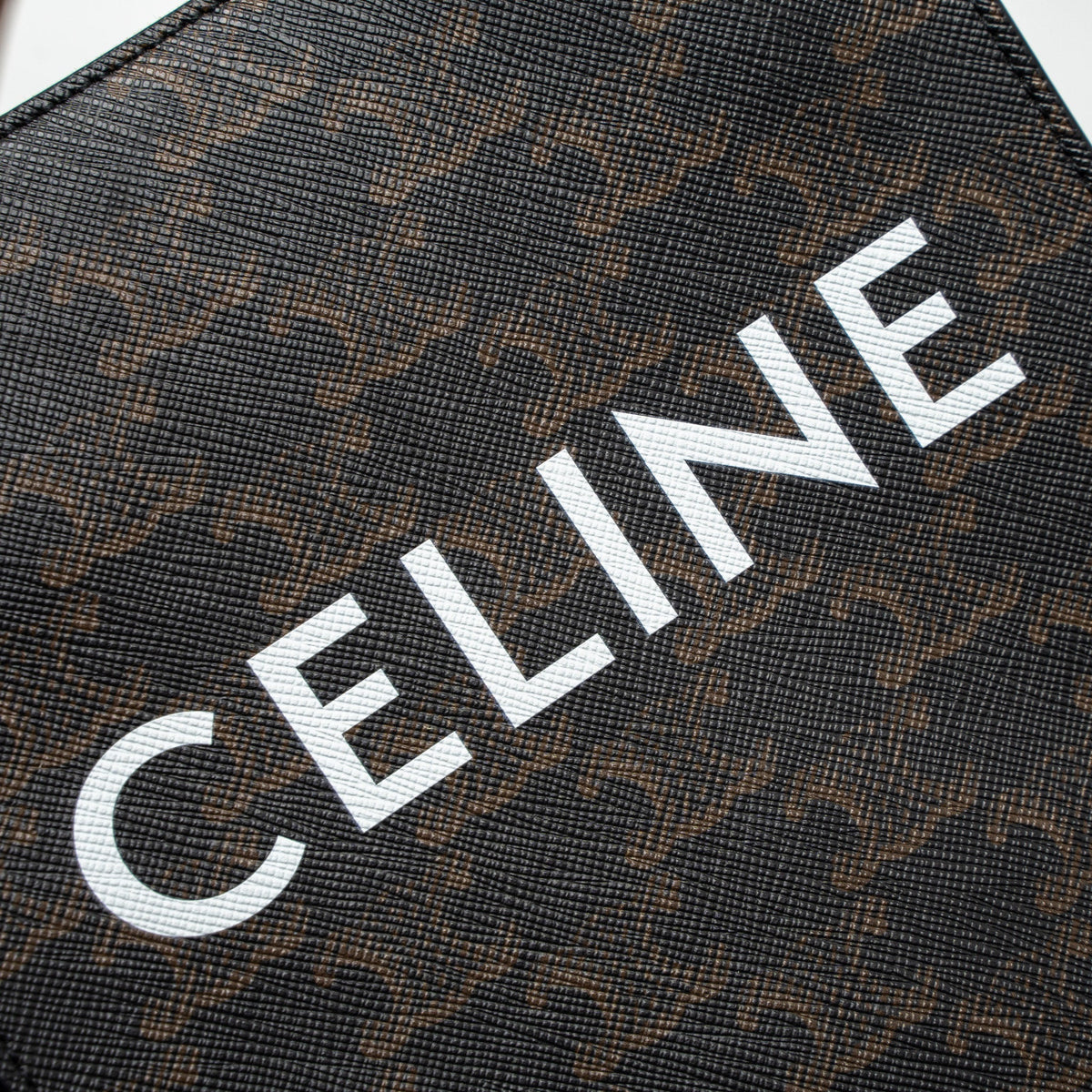 celine-mini-vertical-cabas-triomphe-canvas-brown-ghw
