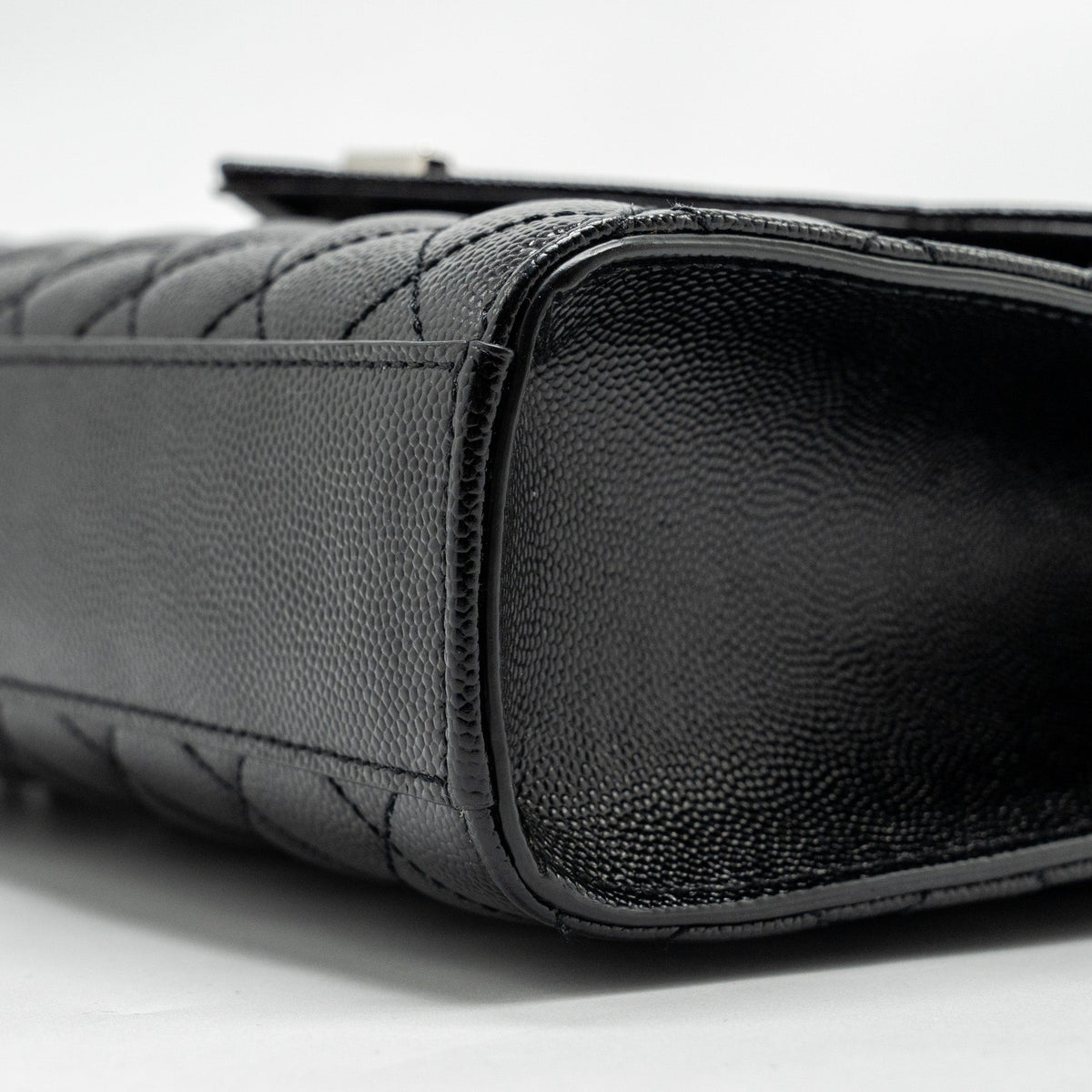 saint-laurent-ysl-medium-envelope-chain-bag-grained-calfskin-mix-matelasse-black-shw