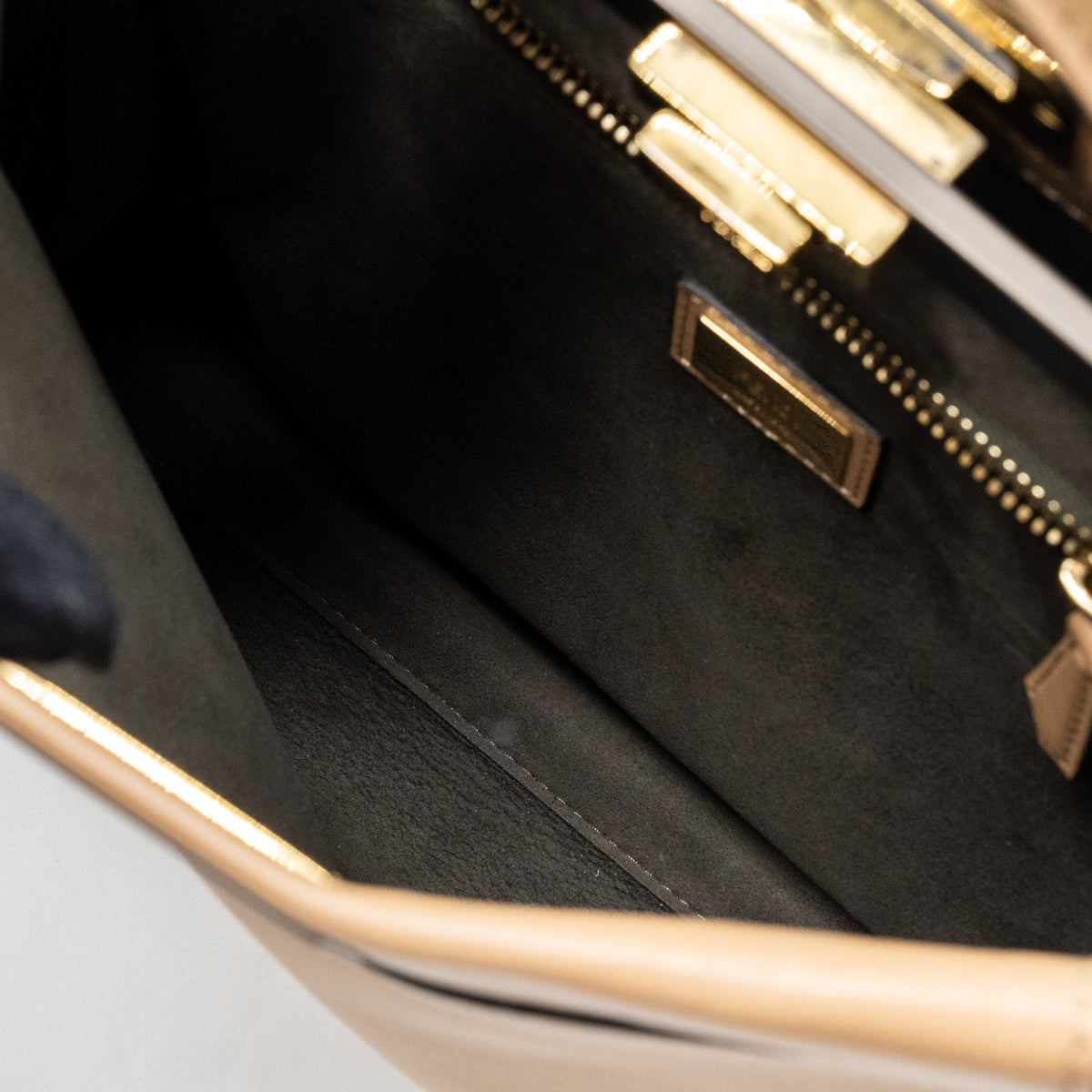 fendi-medium-peekaboo-calfskin-tobacco-multicolor-hardware-copy