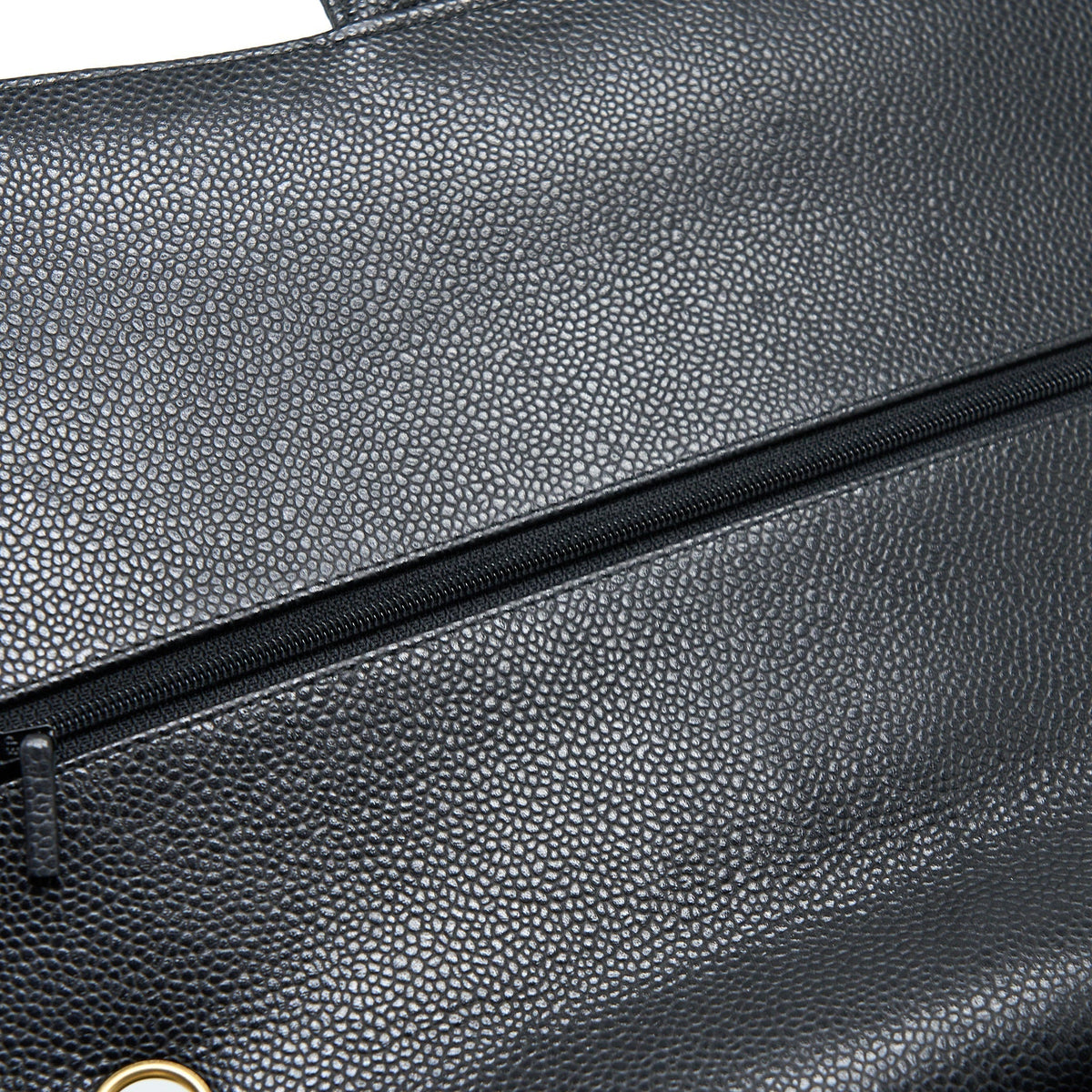 chanel-maxi-classic-double-flap-bag-caviar-black-ghw
