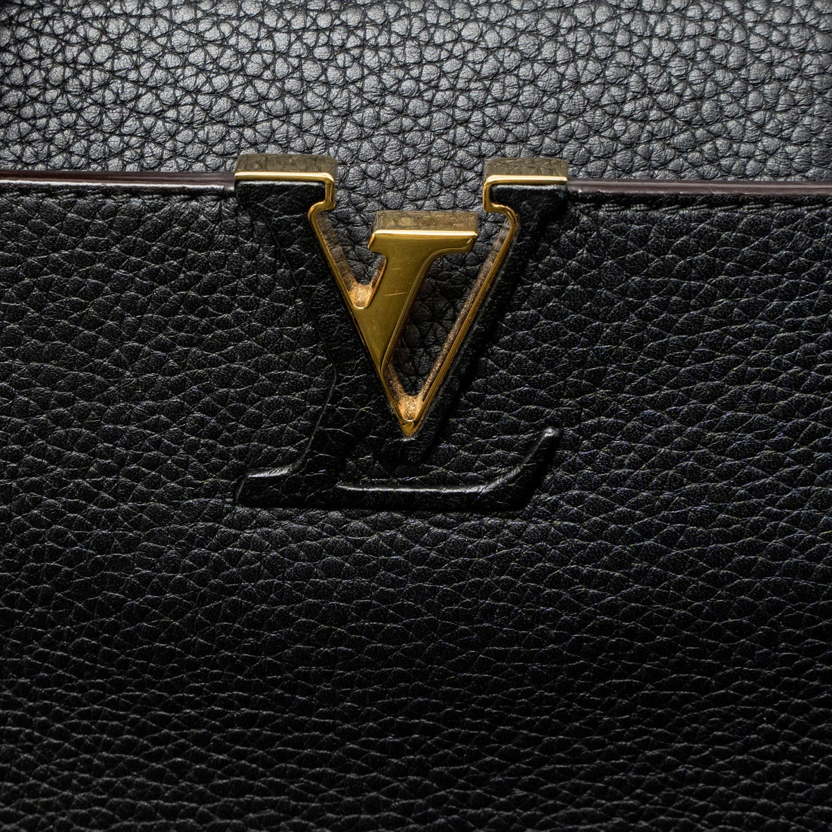louis-vuitton-capucines-bb-taurillon-black-ghw