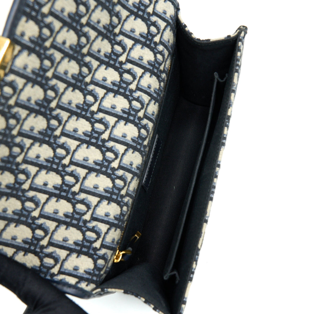 dior-montaigne-30-medium-bag-oblique-jacquard-ghw