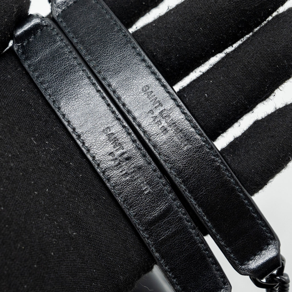 saint-laurent-ysl-small-loulou-bag-calfskin-so-black