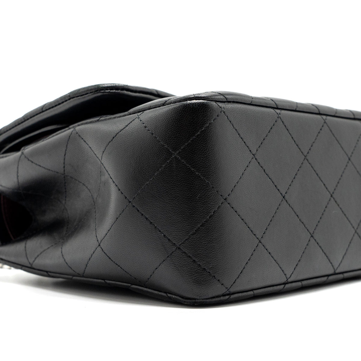 chanel-jumbo-classic-double-flap-lambskin-black-shw-copy