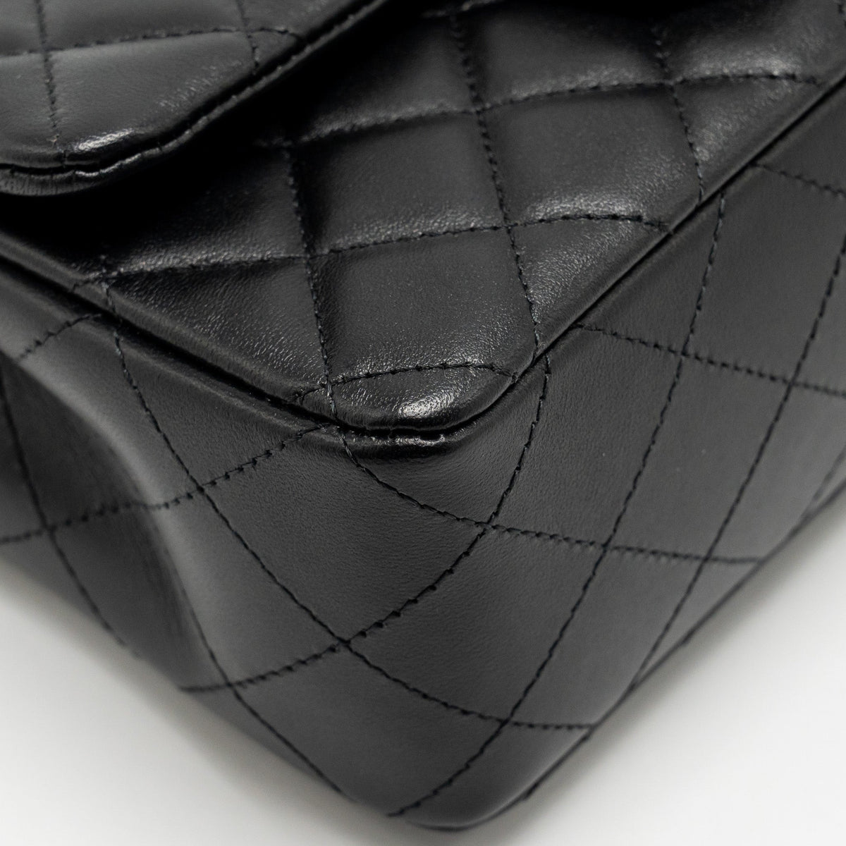 chanel-mini-rectangular-flap-bag-lambskin-black-shwmicrochip-copy