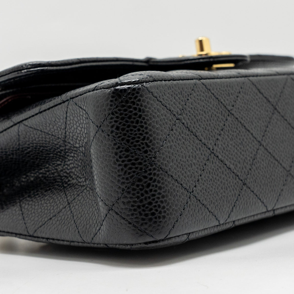 chanel-small-classic-double-flap-bag-caviar-black-ghwmicrochip-copy