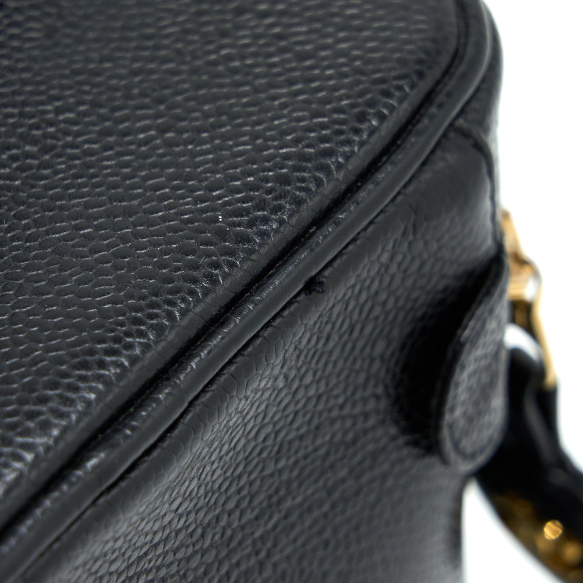 chanel-vintage-vanity-case-with-chain-caviar-black-ghw