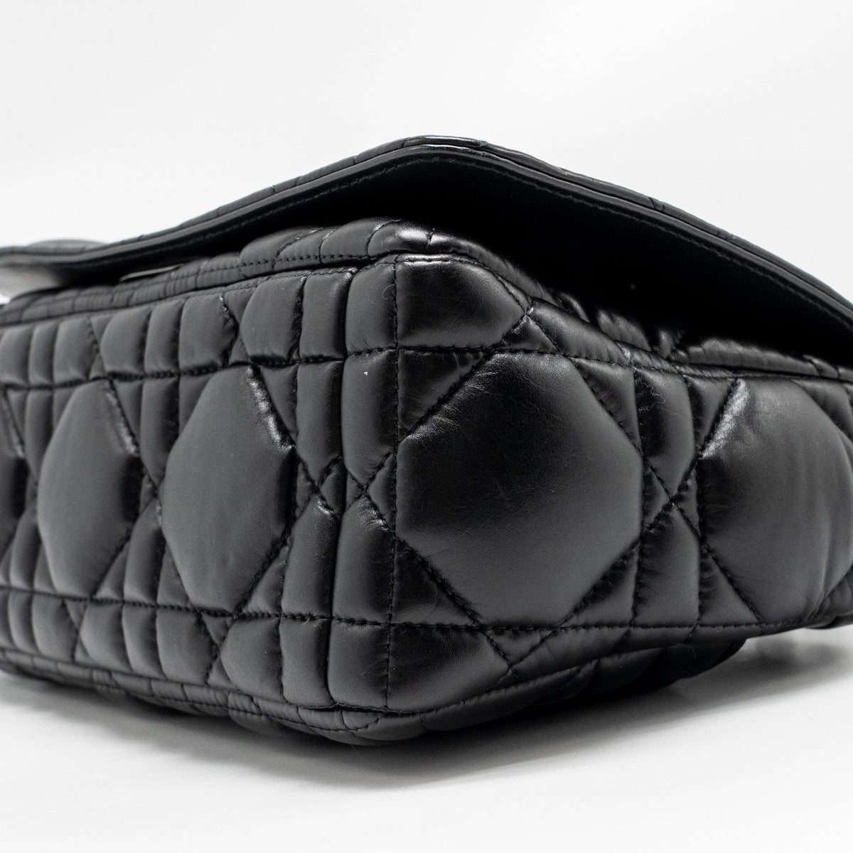 dior-medium-dior-caro-bag-calfskin-so-black-copy