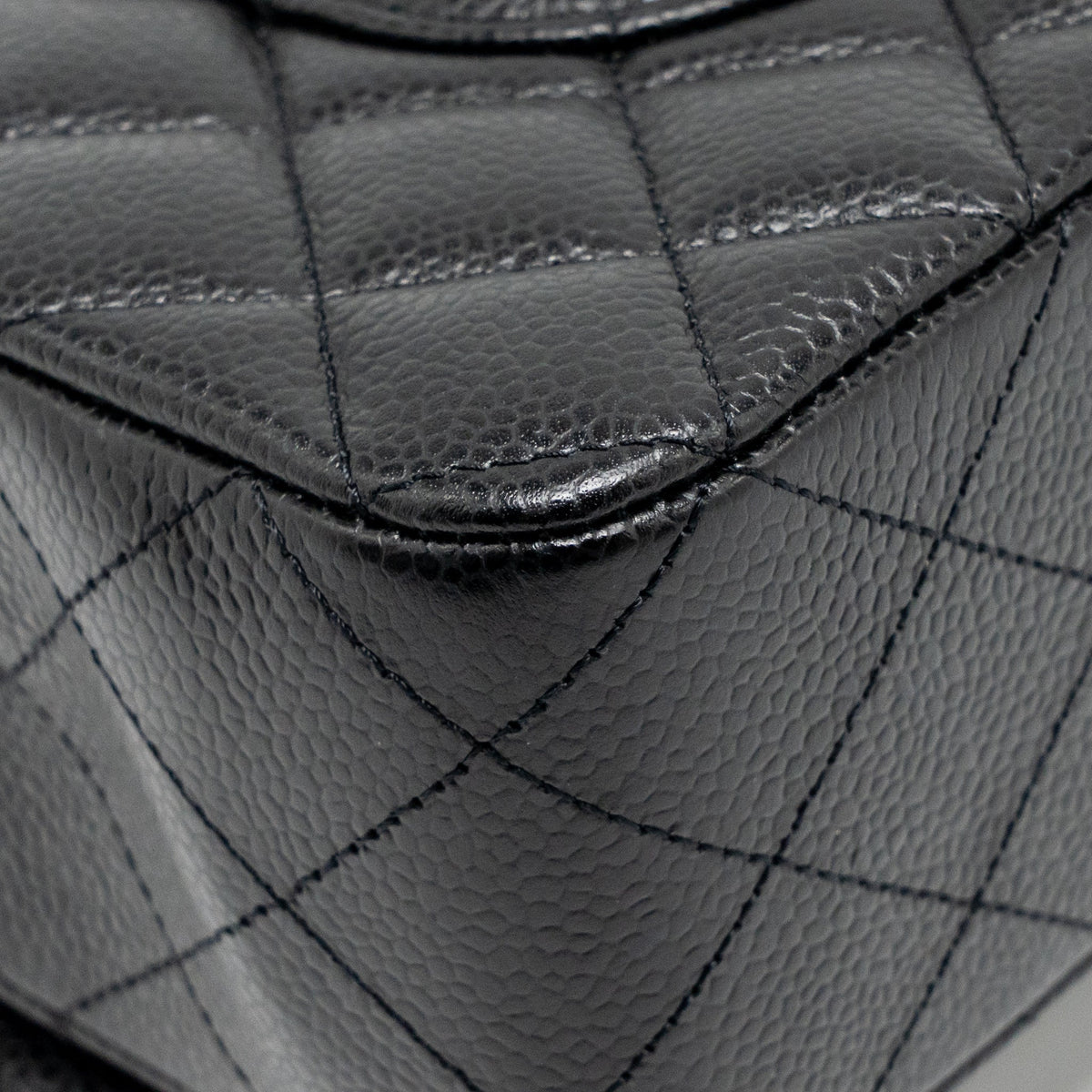 chanel-medium-classic-double-flap-bag-caviar-black-lghw