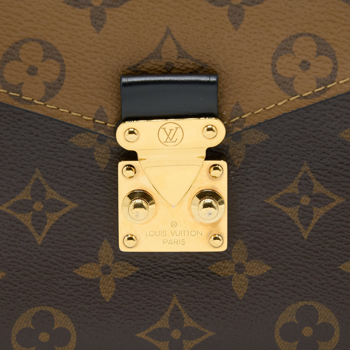 louis-vuitton-pochette-metis-monogram-reverse-canvas-ghw-3