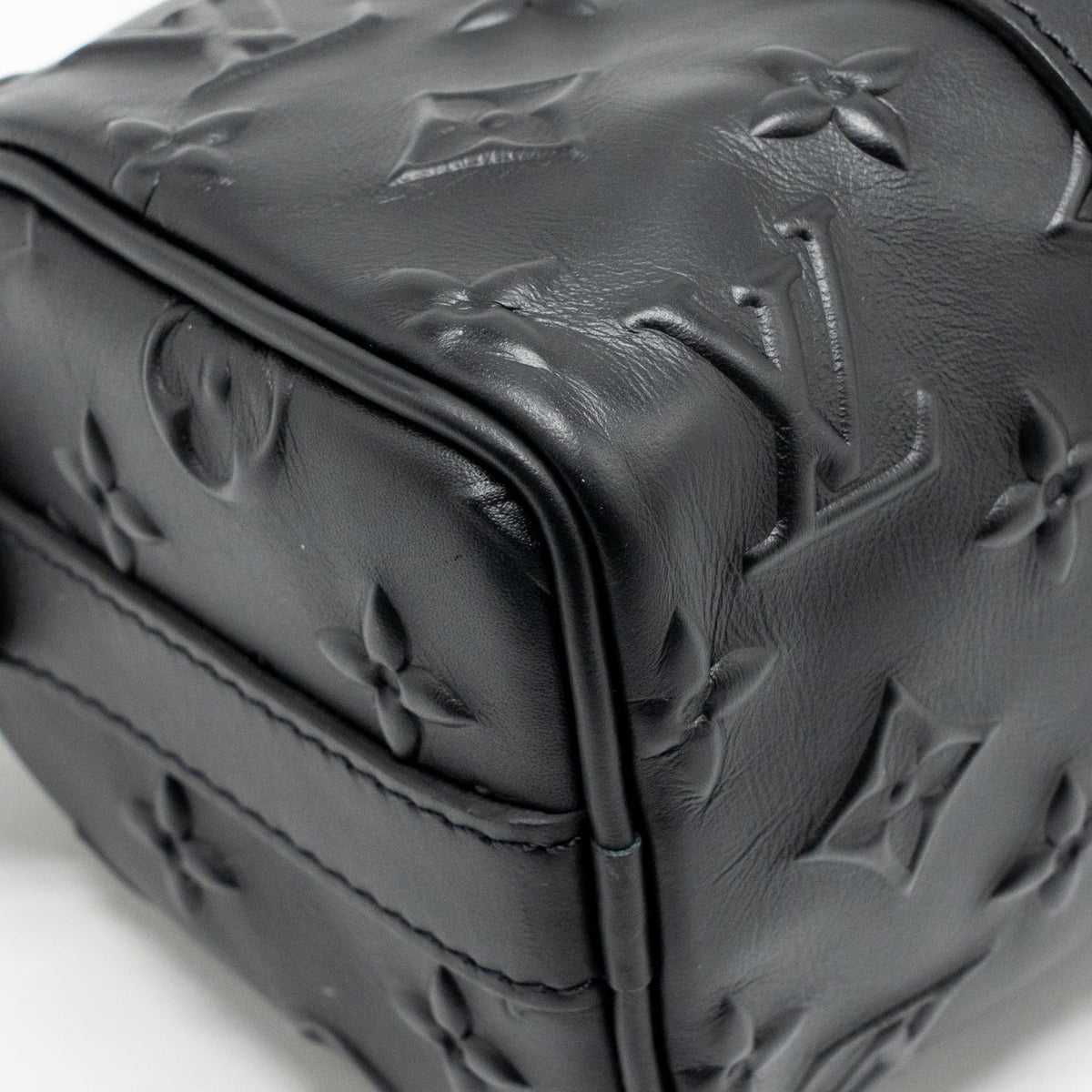 louis-vuitton-keepall-xs-monogram-seal-cowhide-leather-so-black