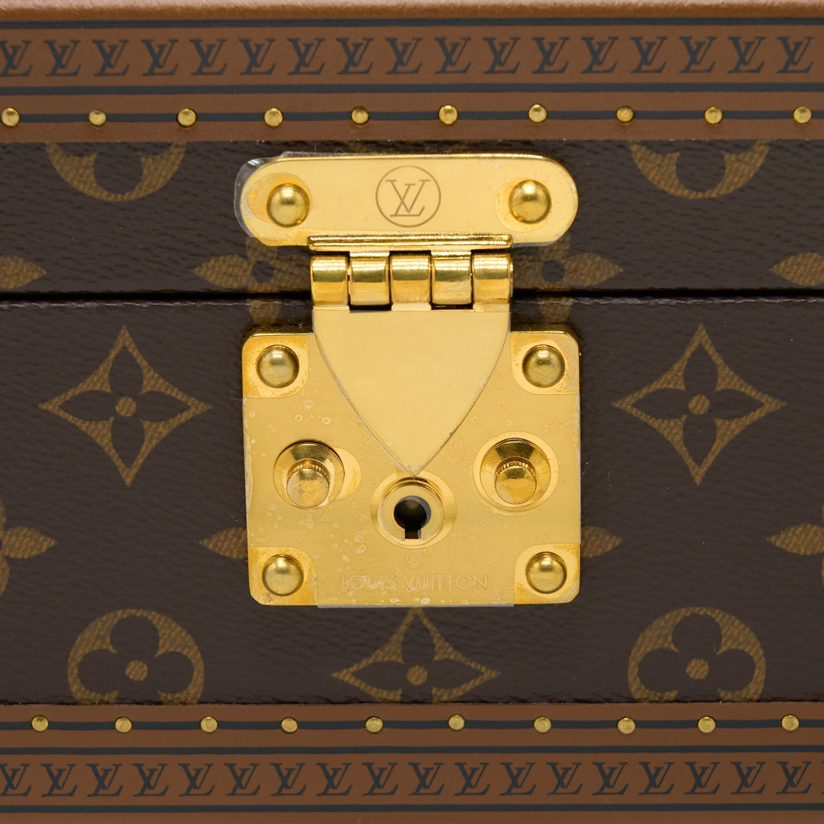 copy-of-louis-vuitton-coffret-tresor-24-monogram-canvas-ghw