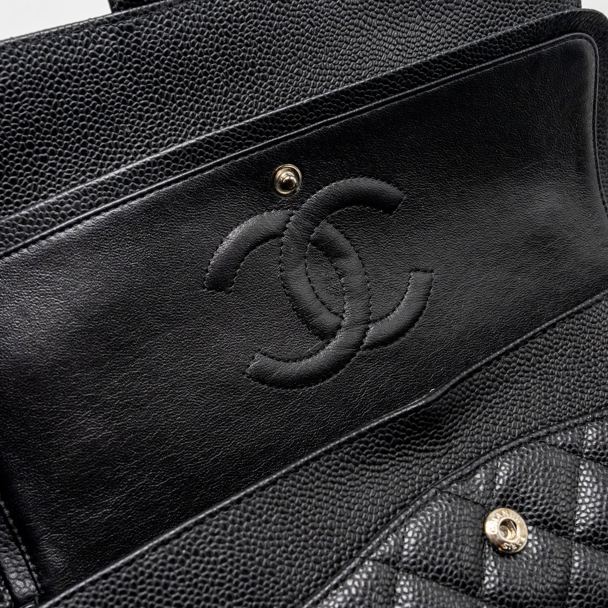 chanel-medium-classic-double-flap-bag-caviar-black-shw-8