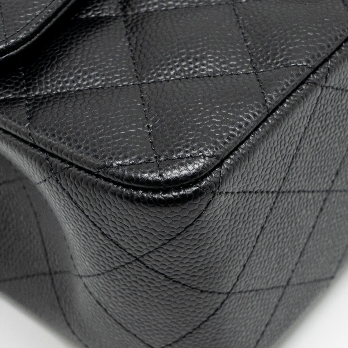 chanel-jumbo-classic-double-flap-bag-caviar-black-ghw-10