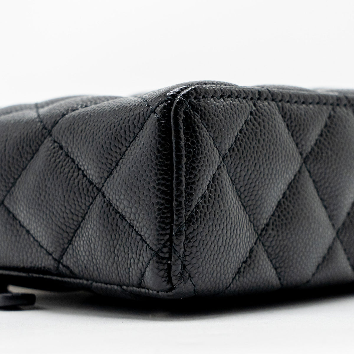 chanel-25p-cc-top-handle-vanity-with-chain-caviar-black-lghwmicrochip-1