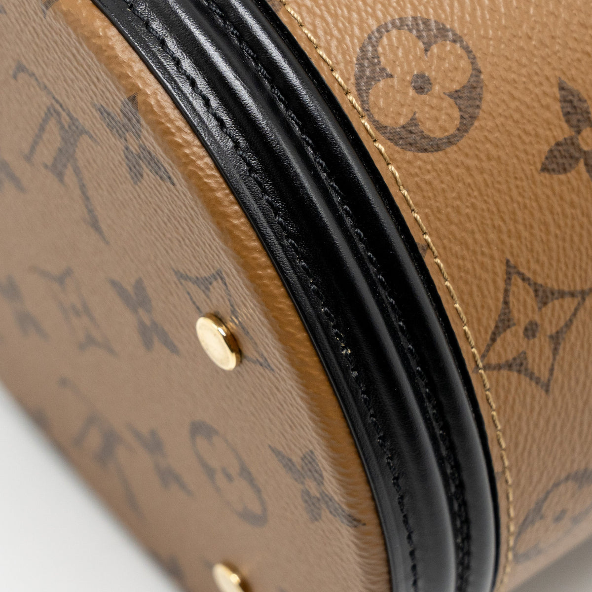 louis-vuitton-cannes-monogram-reverse-canvas-ghw-12