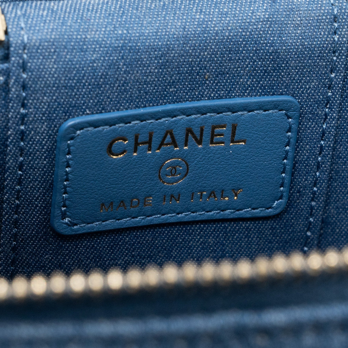 copy-of-chanel-pearl-crush-mini-vanity-with-chain-denim-ghw