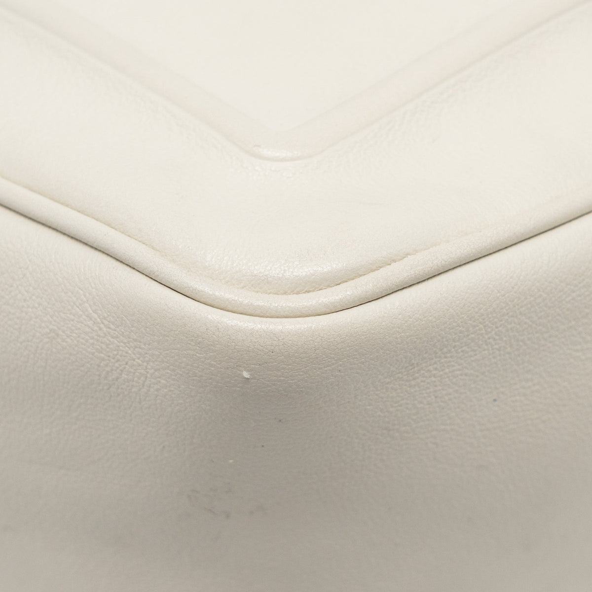 prada-triangle-shoulder-bag-leather-white-shw-1