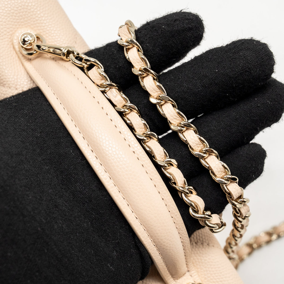 chanel-25k-cc-top-handle-vanity-with-chain-caviar-beige-lghw-microchip
