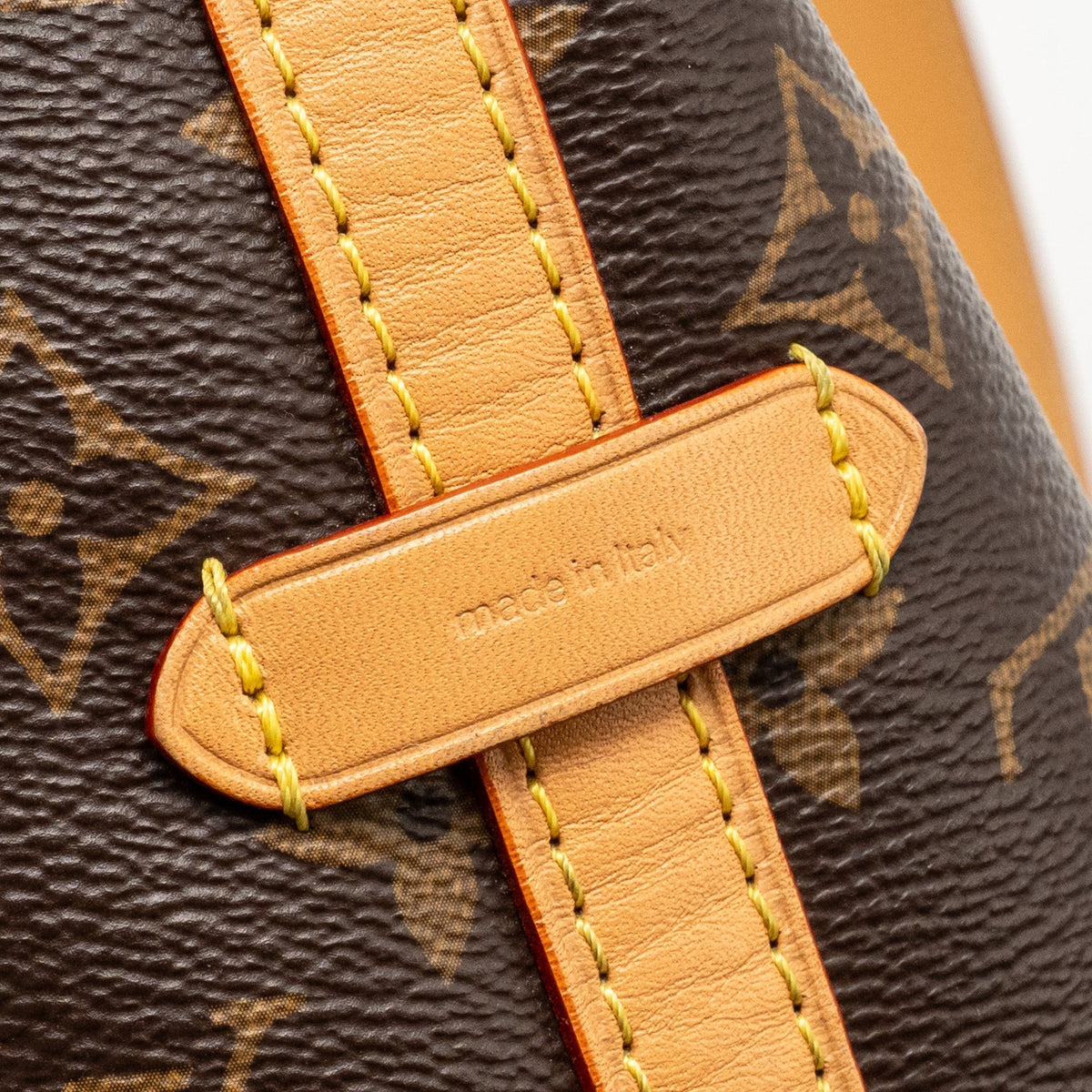 louis-vuitton-carryall-pm-monogram-canvas-leather-ghw-1