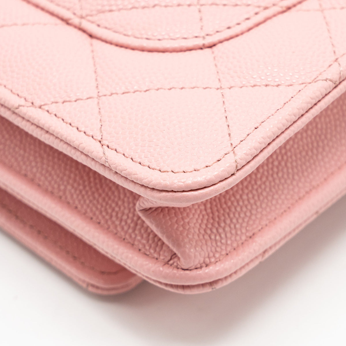 chanel-classic-wallet-on-chain-caviar-pink-lghw-microchip