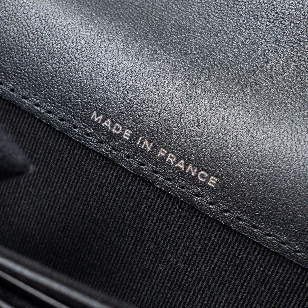 chanel-classic-flap-card-holder-lambskin-so-black-microchip