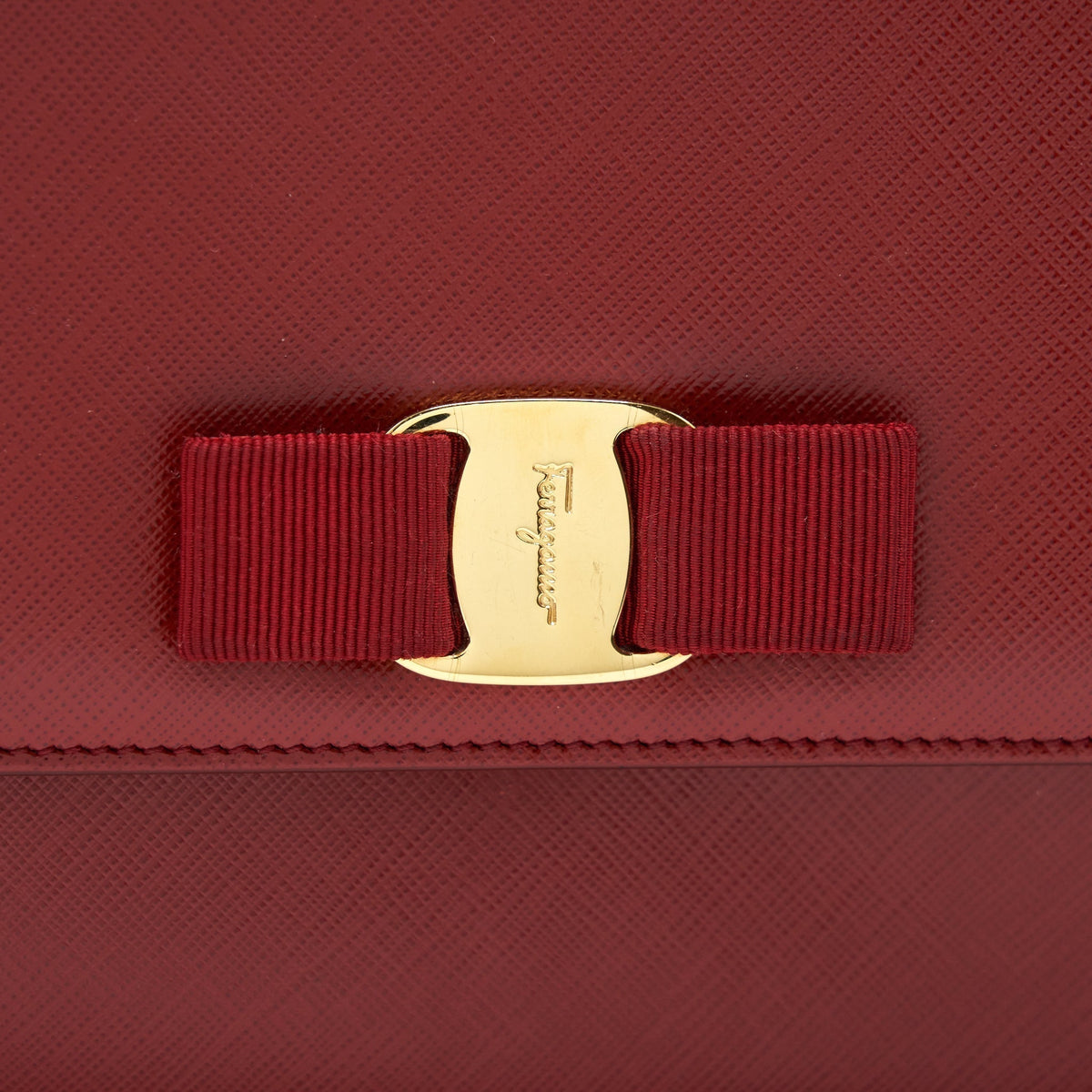 salvatore-ferragamo-ginny-saffiano-shoulder-bag-calfskin-red-ghw