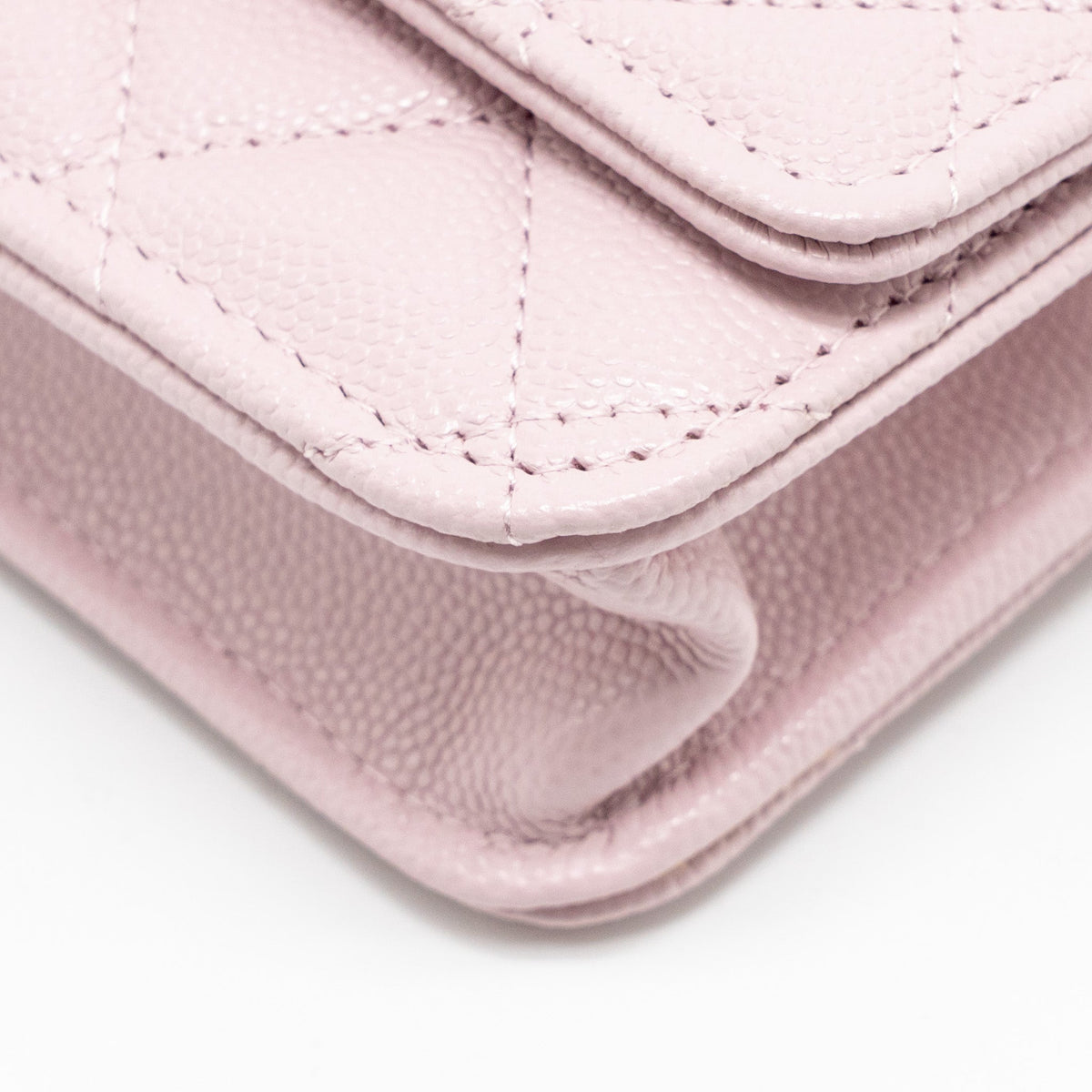 chanel-classic-wallet-on-chain-caviar-pink-lghw
