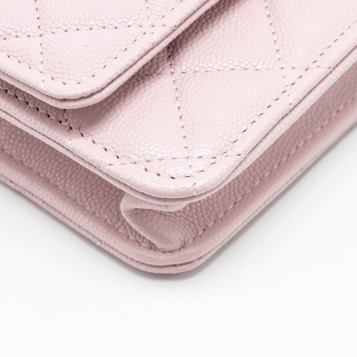 chanel-classic-wallet-on-chain-caviar-pink-lghw