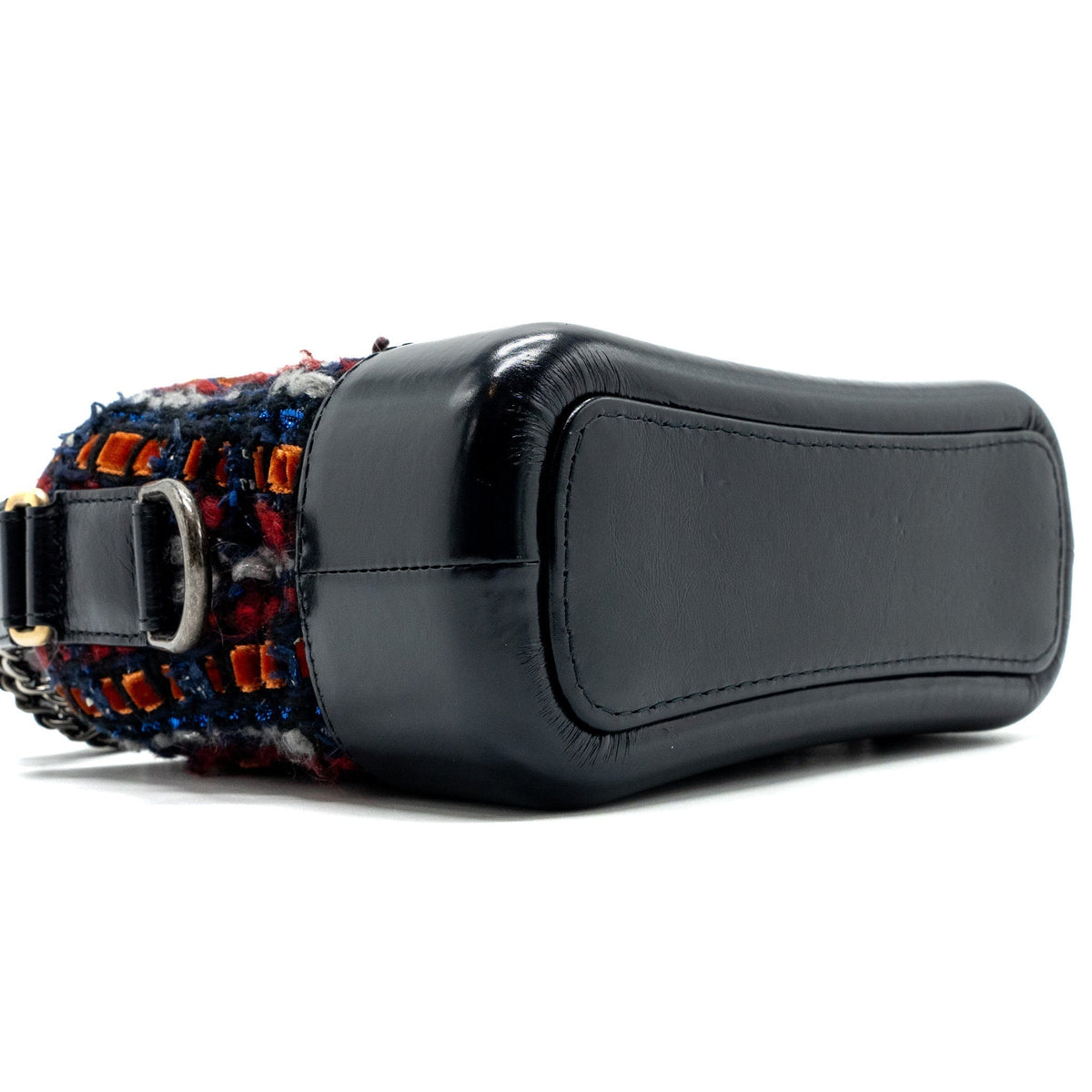 chanel-small-gabrielle-hobo-bag-tweed-calfskin-multicolour-with-multicolour-hardware