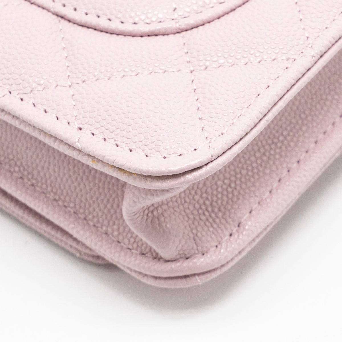 chanel-classic-wallet-on-chain-caviar-pink-lghw