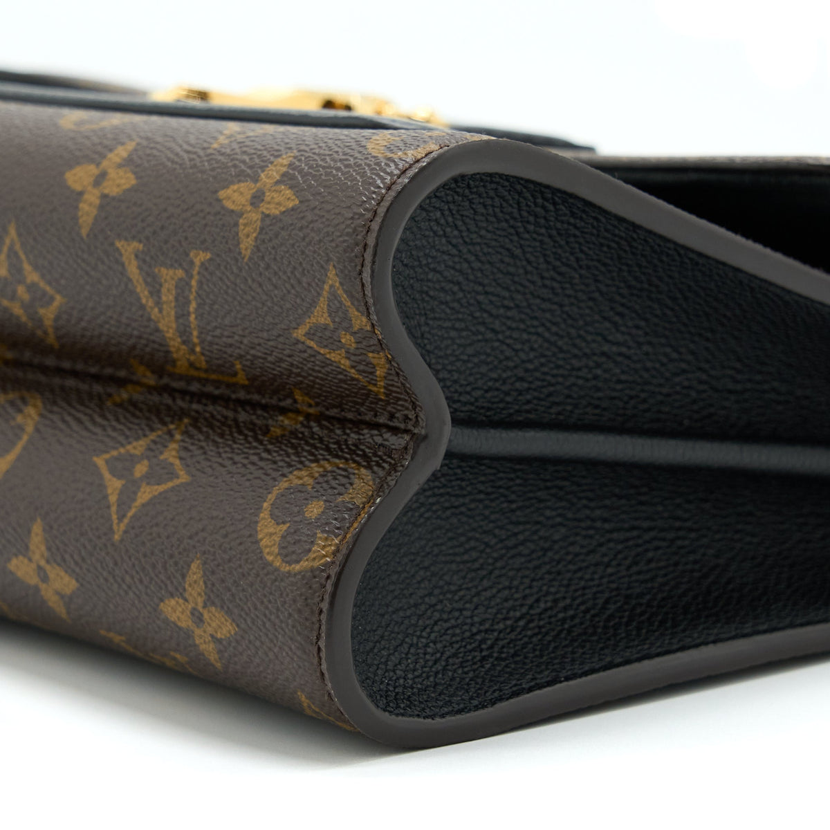 louis-vuitton-victoire-m41730-bag-monogram-canvas-ghw