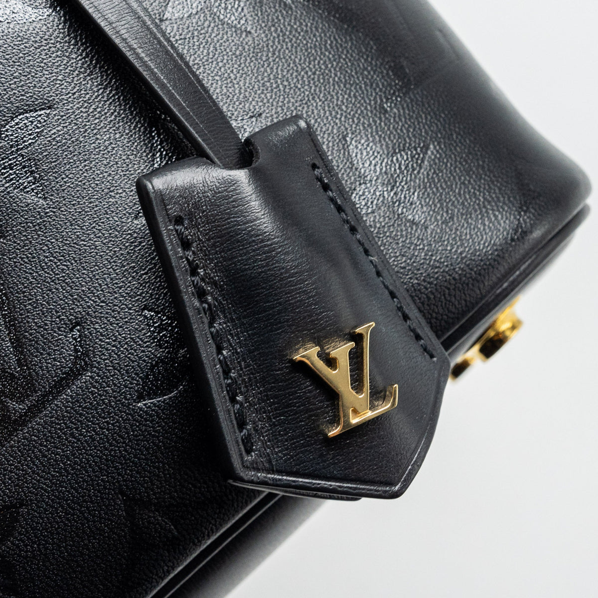 louis-vuitton-vanity-case-pm-monogram-lambskin-black-ghw-copy-1