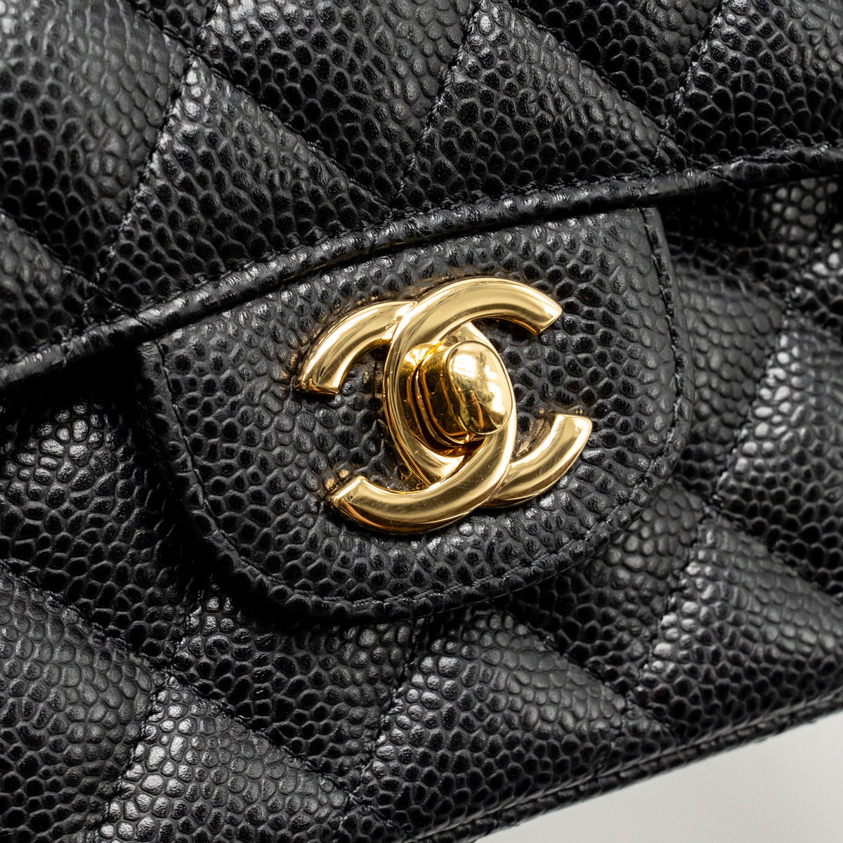 chanel-medium-classic-double-flap-bag-caviar-black-ghw-34