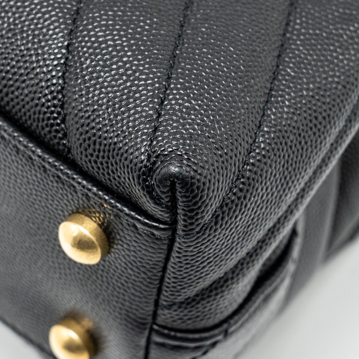 chanel-small-coco-handle-chevron-caviar-with-lizard-embossed-handle-black-ghw-copy