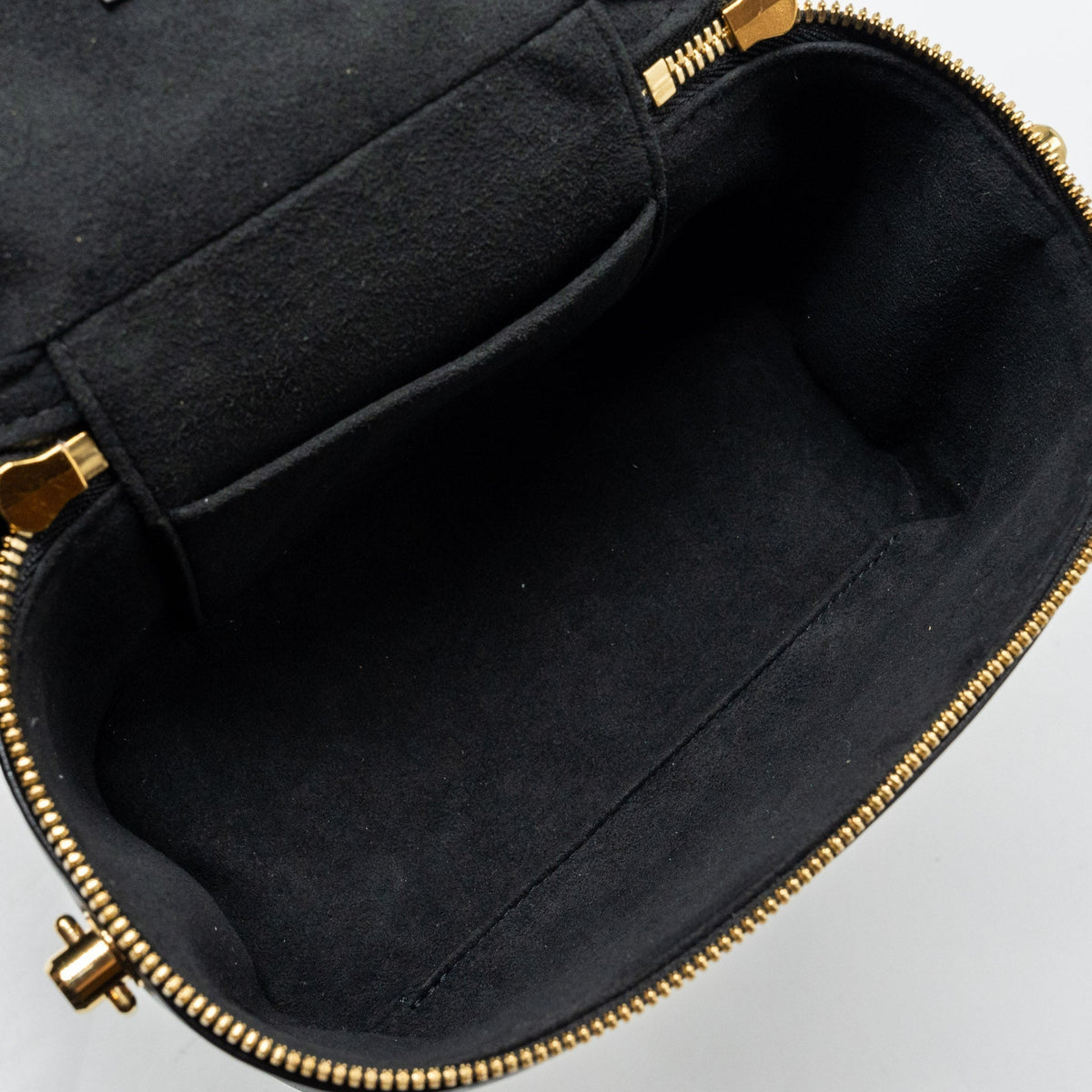 louis-vuitton-vanity-case-pm-monogram-lambskin-black-ghw-copy-1
