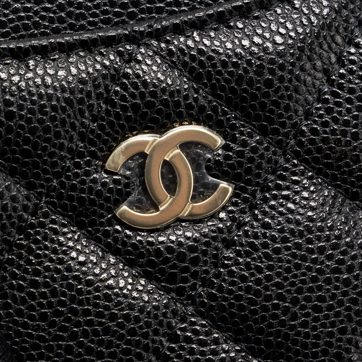 chanel-square-zipper-pouch-card-holder-caviar-black-lghw-microchip