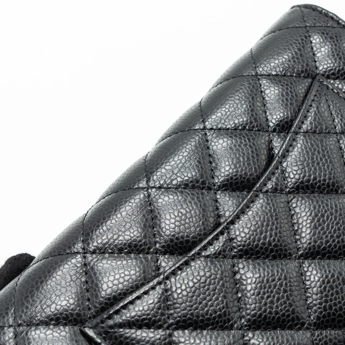 chanel-classic-wallet-on-chain-caviar-black-shw-microchip-7