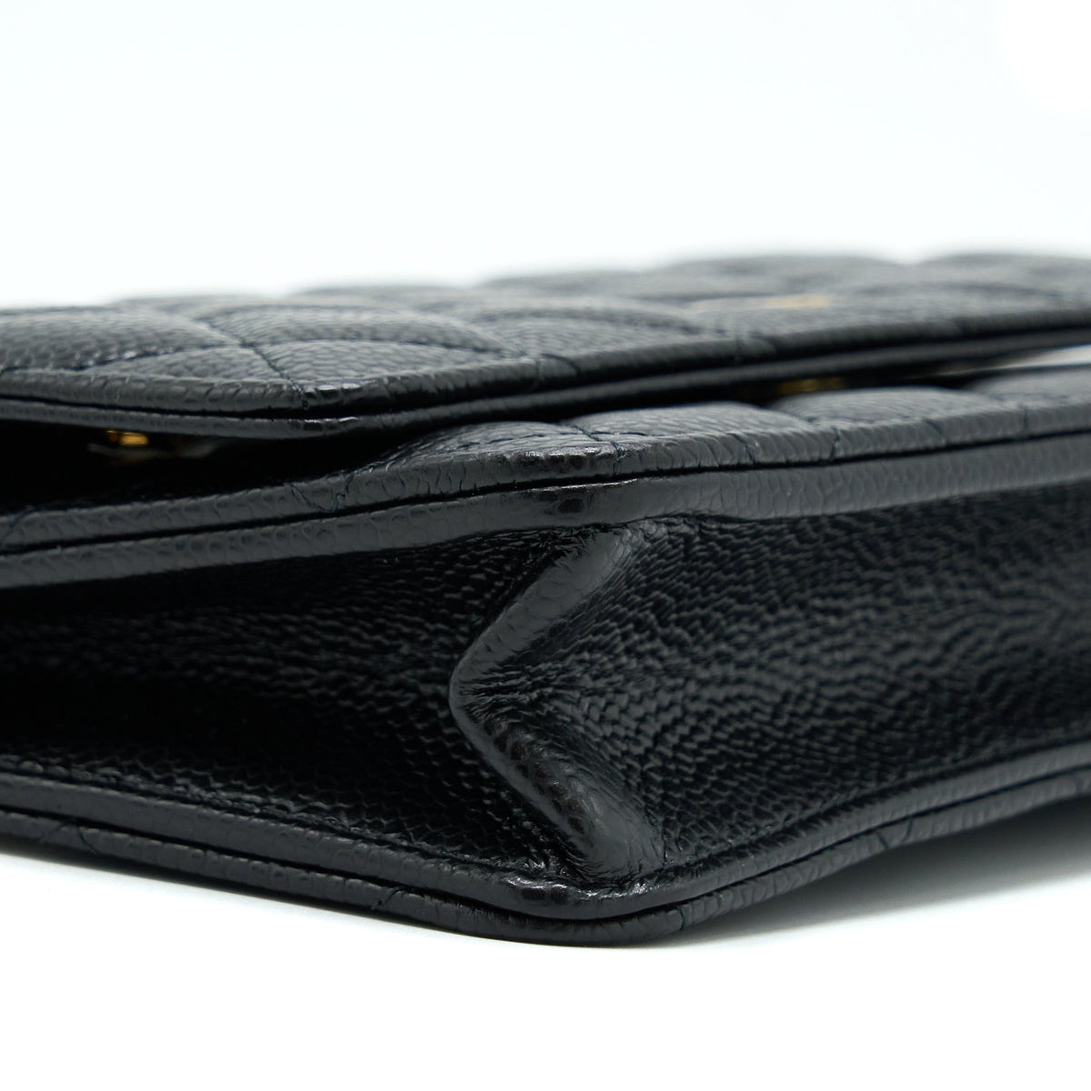 chanel-classic-wallet-on-chain-caviar-black-ghw-microchip-4