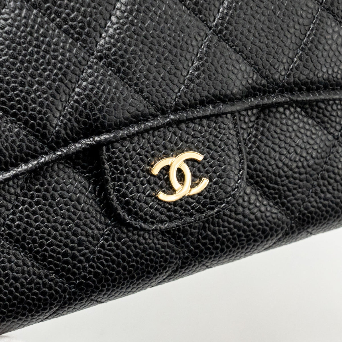 chanel-classic-cc-flap-long-wallet-caviar-black-ghw
