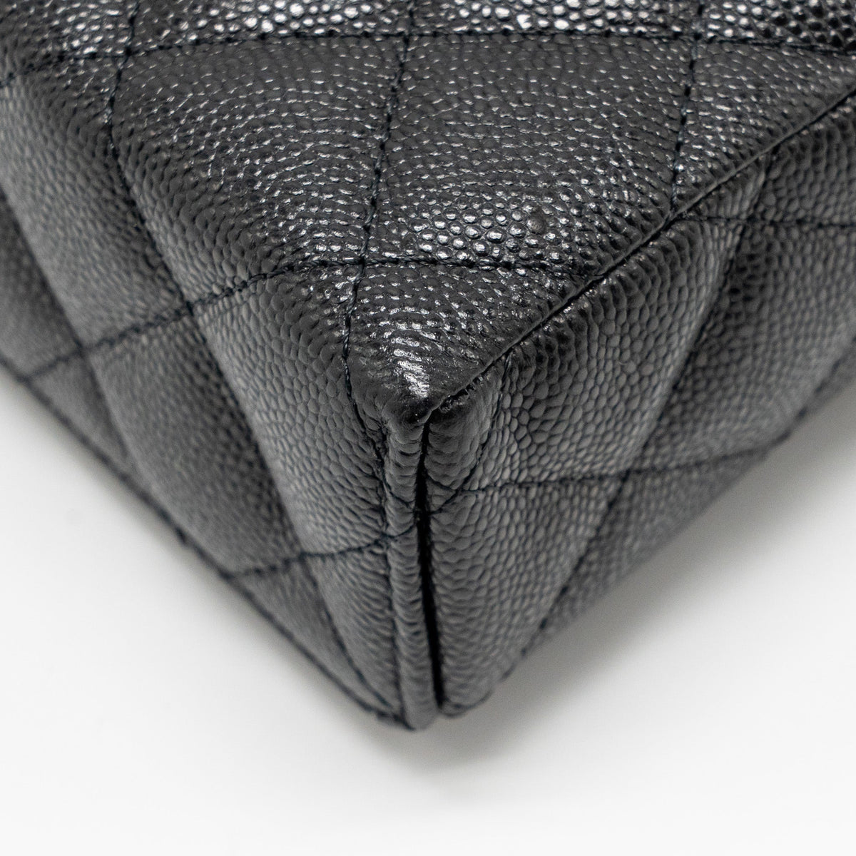 chanel-25p-cc-top-handle-vanity-bag-caviar-black-lghwmicrochip