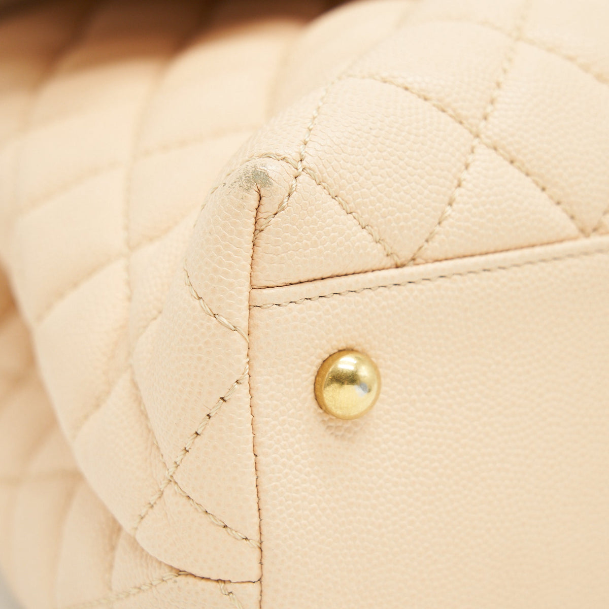 chanel-cavier-medium-coco-handle-flap-bag-beige-ghw