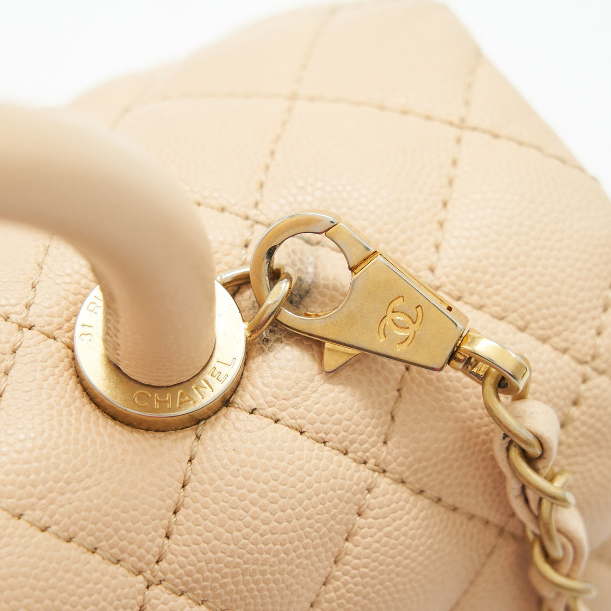chanel-cavier-medium-coco-handle-flap-bag-beige-ghw