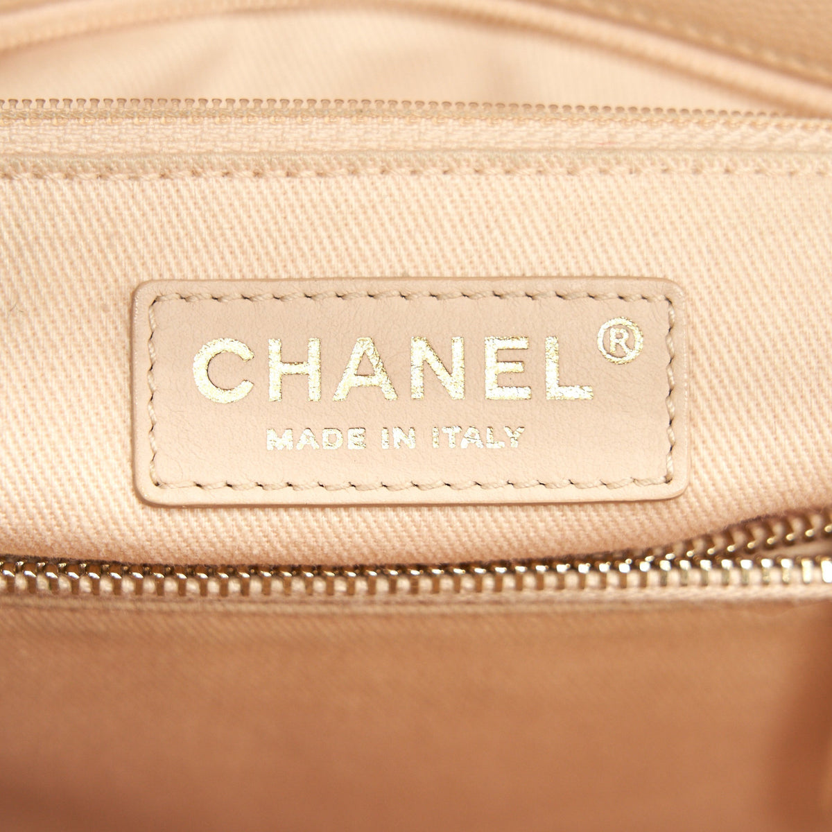 chanel-cavier-medium-coco-handle-flap-bag-beige-ghw