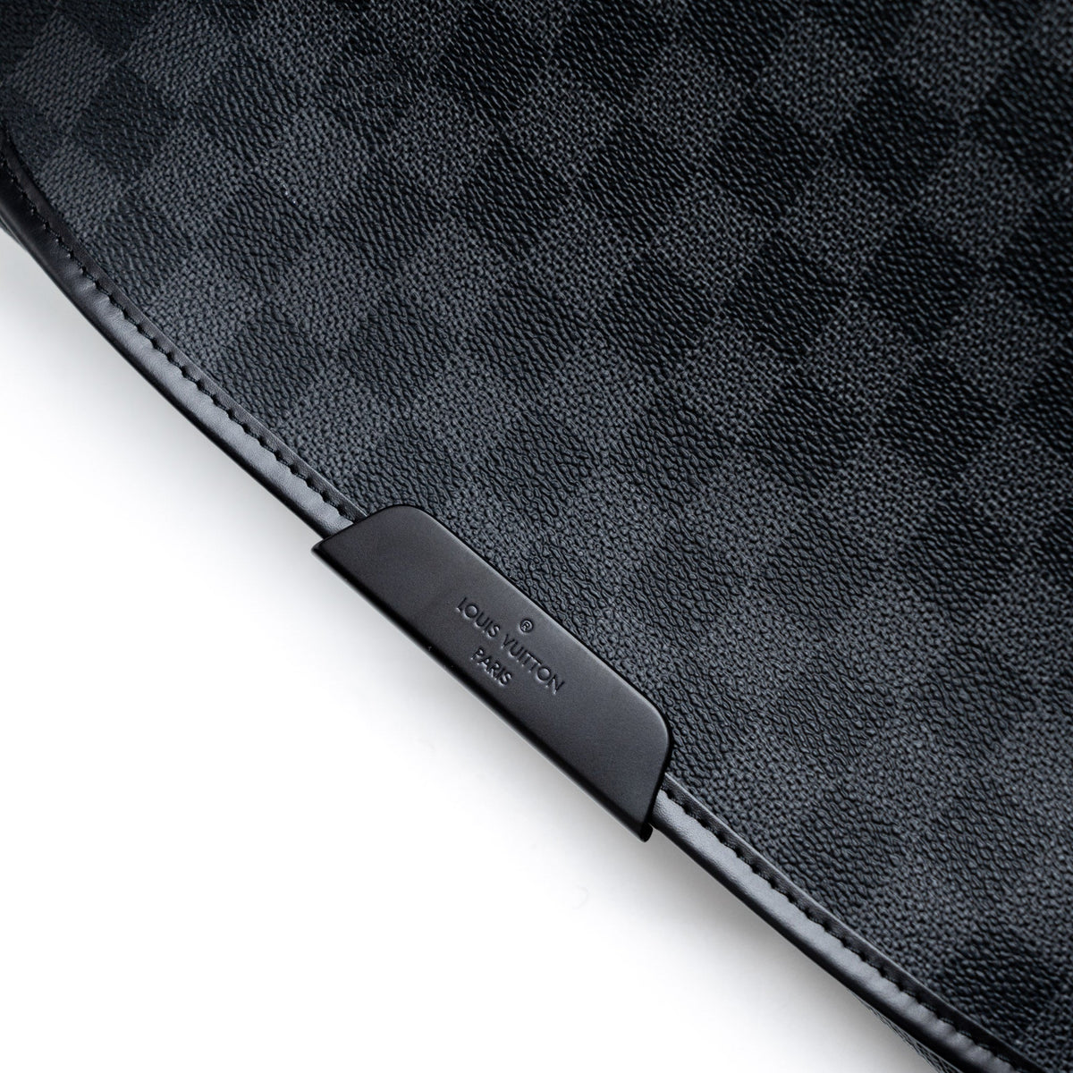 louis-vuitton-large-messenger-bag-damier-graphite-canvas-shw