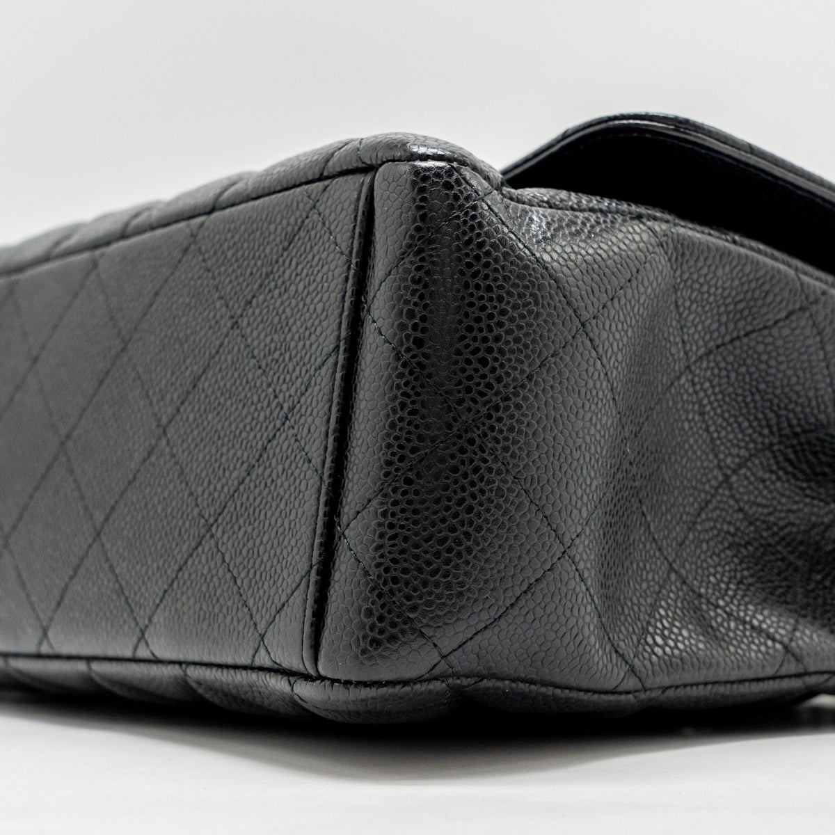 chanel-maxi-classic-double-flap-bag-caviar-black-shw