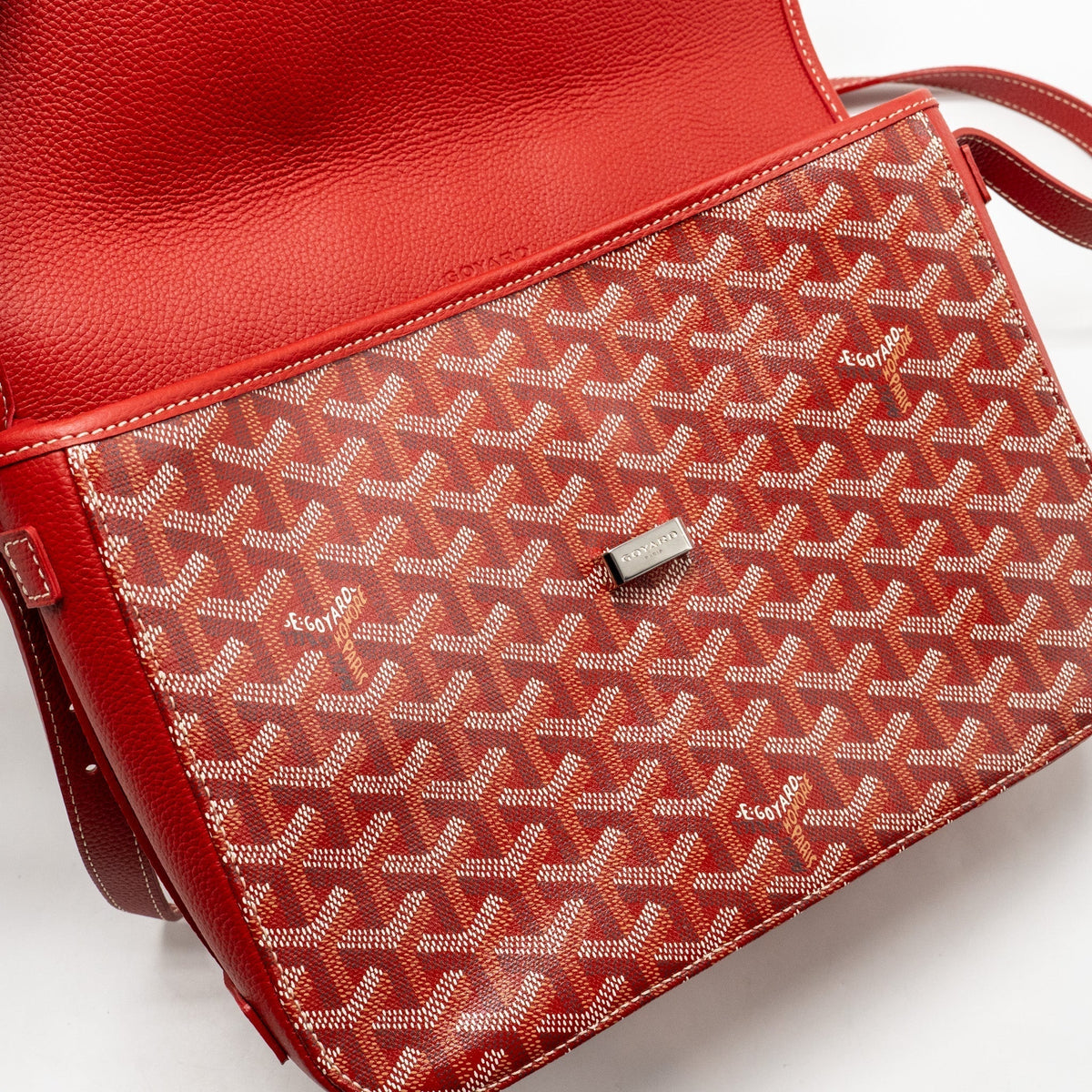 goyard-red